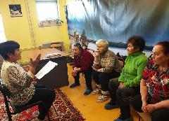 Бабушки из села Марково организовали клуб «Приветливый огонёк»